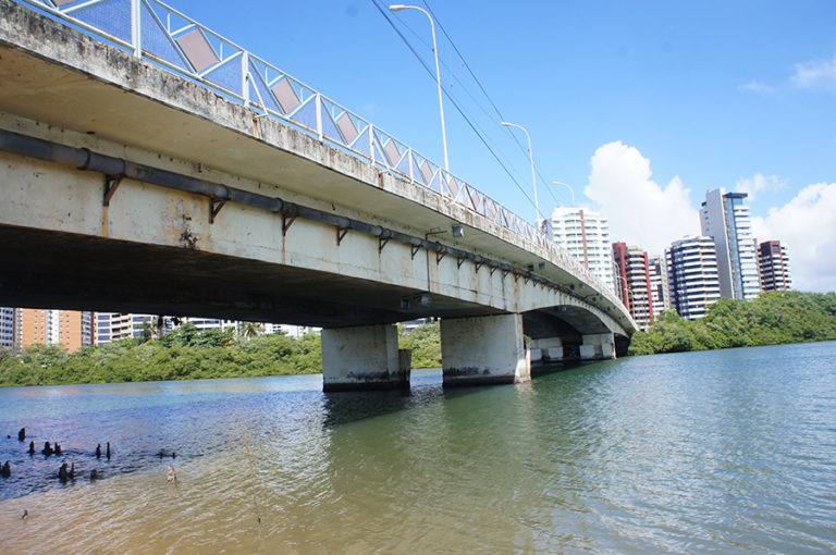 Emurb descarta possível desabamento da ponte Godofredo Diniz