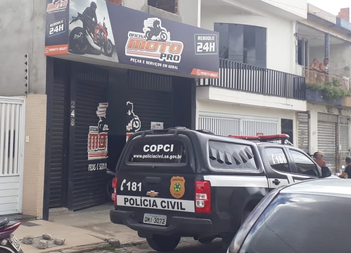 Homem tenta assassinar filho e depois se mata