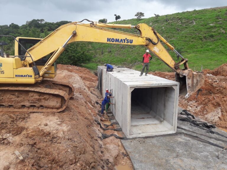 Governo segue com obra em rodovia danificada pelas chuvas