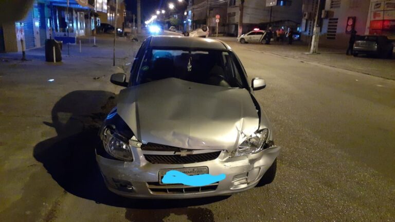 Homem é autuado por dirigir sem possuir habilitação