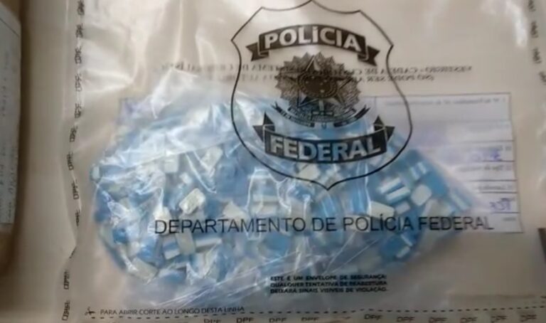 PF prende casal acusado de traficar drogas por delivery