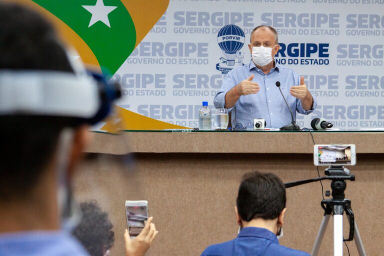 Govenador autoriza reabertura de salões de beleza e mantém suspensas as atividades religiosas