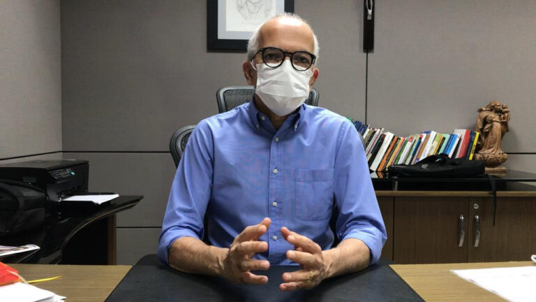 Edvaldo volta a defender que o plano nacional de vacinação seja conduzido pelo Governo Federal