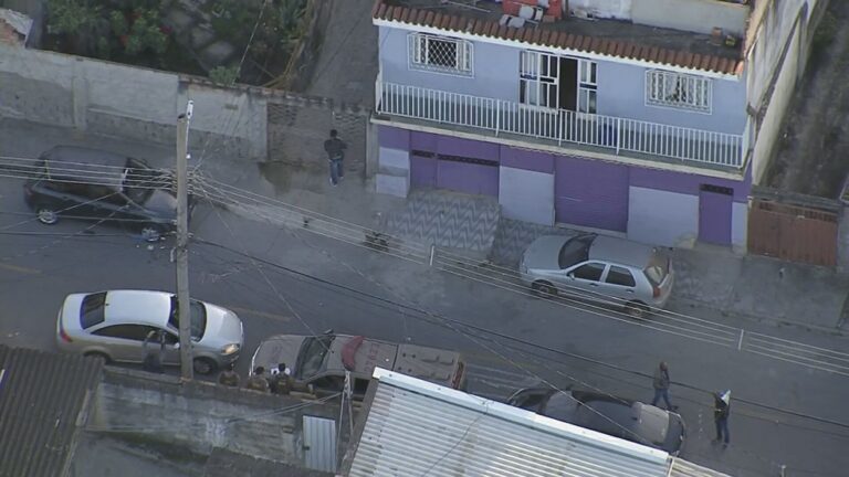 Operação em BH tenta localizar mulher de Fabrício Queiroz