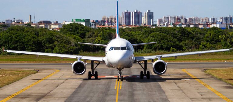 Petrobras reduz em 11,6% preço do querosene de aviação