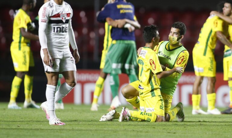 Mirassol elimina São Paulo e vai às semifinais do Paulista