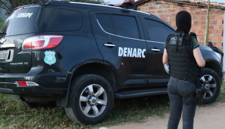 Denarc desarticula grupo que vendia drogas através de uma rede social