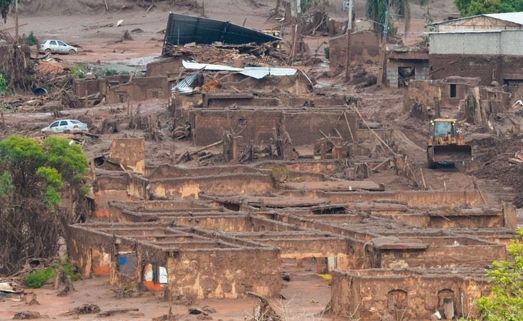 Homologado acordo de R$ 1 bilhão para reparação do desastre de Mariana