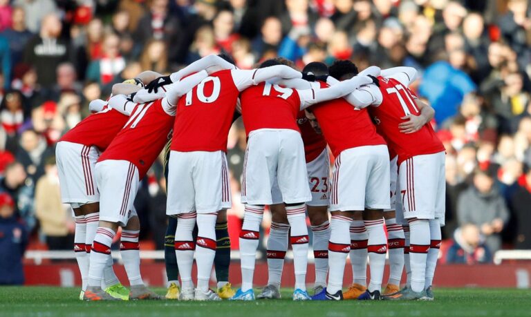 Arsenal é supercampeão da Inglaterra
