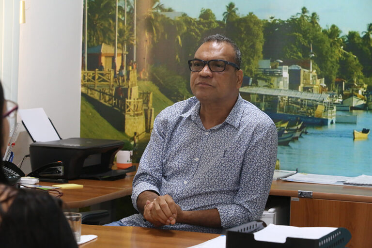 Secretário Carlos Cauê testa positivo para Covid-19