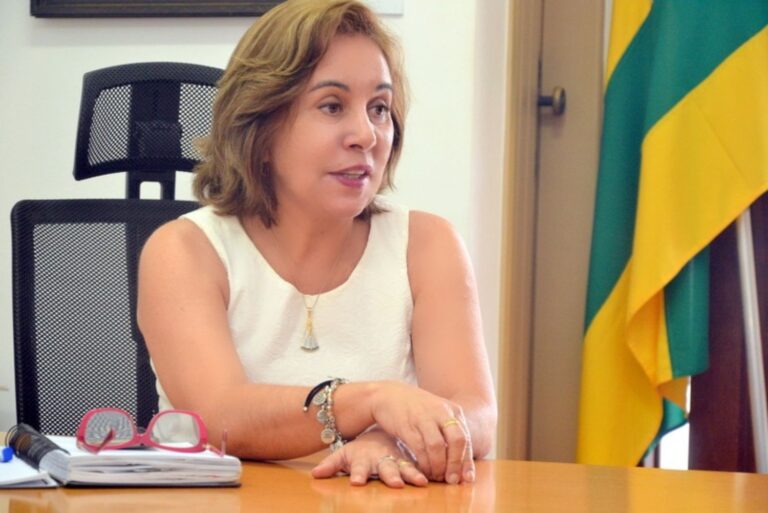 Secretária da Educação de Aracaju refuta acusação feita por vereador