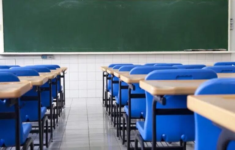 Fechamento de escolas afetará economia global até o fim do século, avalia OCDE