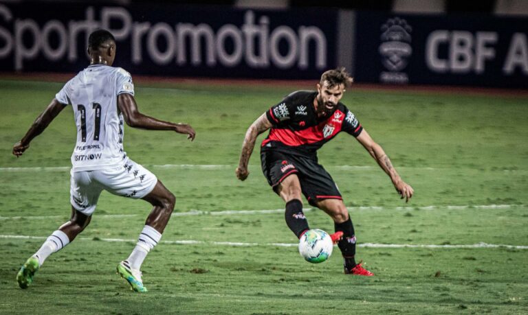 Atlético-GO e Botafogo empatam em 1 a 1 no estádio Olímpico