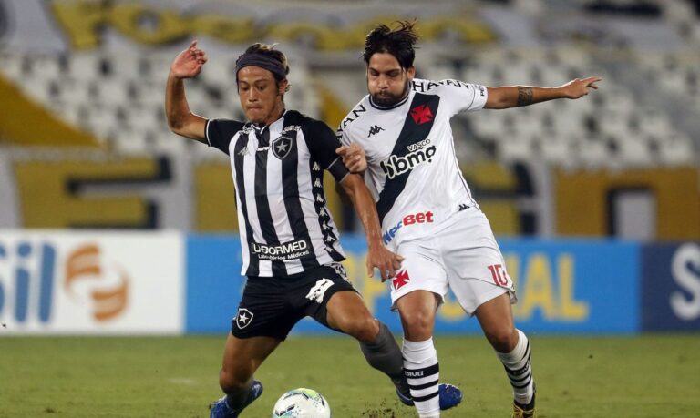 Vasco triunfa em clássico com Botafogo