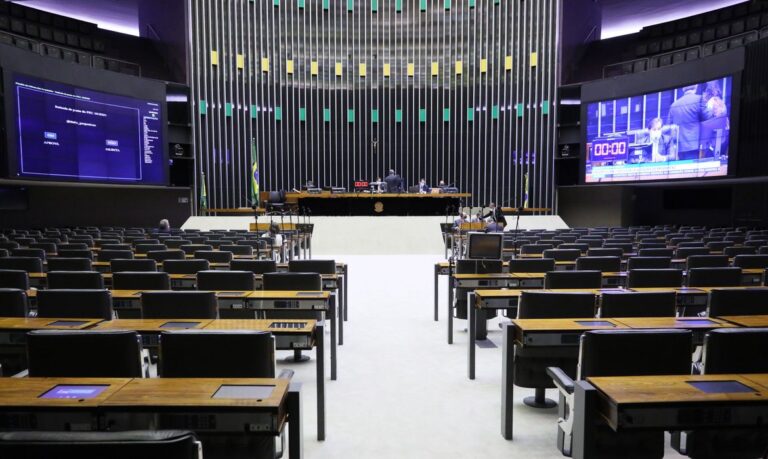 Texto final do novo Fundeb é aprovado na Câmara
