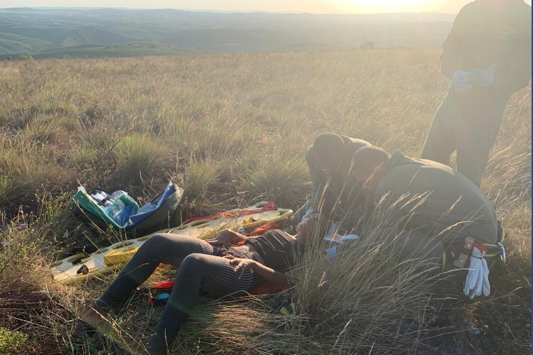 Seis pessoas são presas por suspeita em desaparecimento de jovem na Serra da Miaba