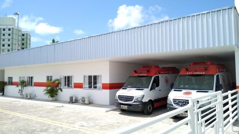 Governo e Unit instalam nova base do Samu no bairro Farolândia