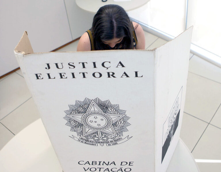 Mais de 1,6 milhão de sergipanos vão às urnas escolher prefeitos e vereadores