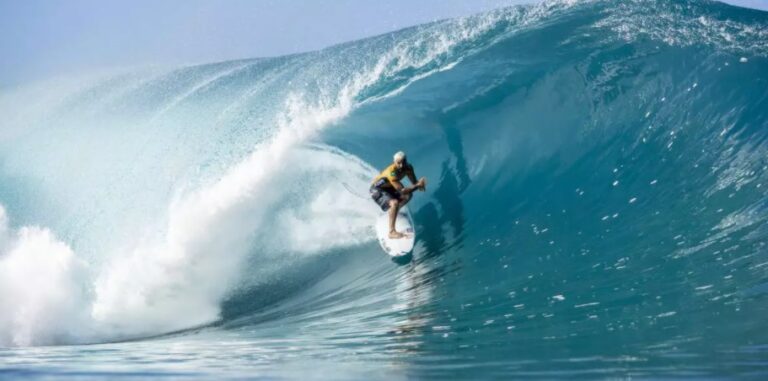 Por casos de covid-19, Circuito Mundial de Surfe suspende etapa de Pipeline
