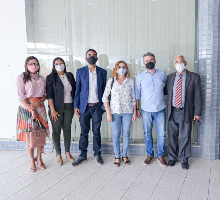 Alessandro Vieira recebe Moção de Agradecimento por investir na profissionalização de jovens