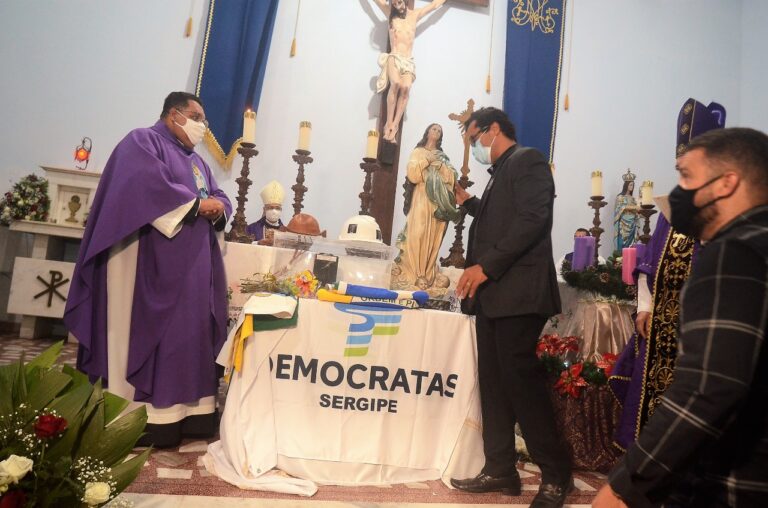 Missa da Esperança encerra homenagens a João Alves Filho