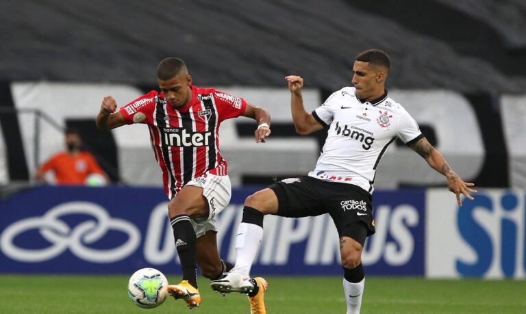 Corinthians é mais eficiente e vence líder São Paulo