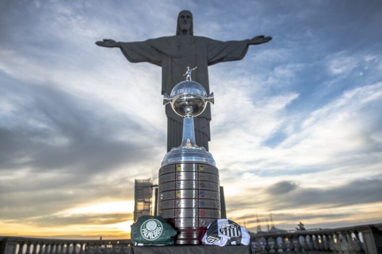 Palmeiras e Santos decidem título da Conmebol Libertadores 2020