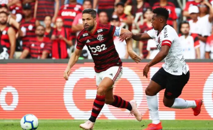 Brasileirão: de olho no título, Flamengo encara Athletico em Curitiba