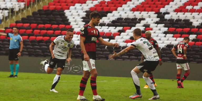 Ceará bate o Flamengo por 2 a 0 no Maracanã
