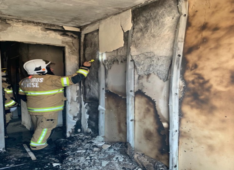 Corpo de Bombeiros controla incêndio em apartamento localizado no bairro Porto D’Anta