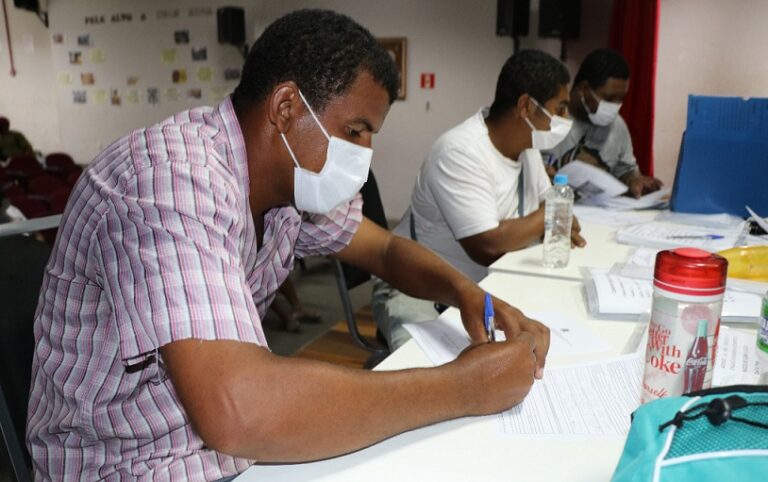 Prefeitura prorroga inscrições para cursos em parceria com Senai