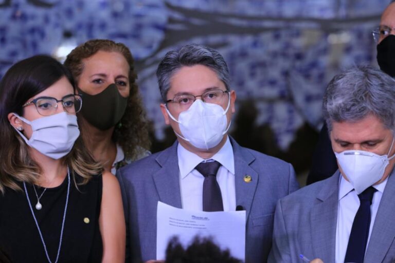 Frente em Defesa da Renda Básica divulga manifesto pela prorrogação do auxílio emergencial