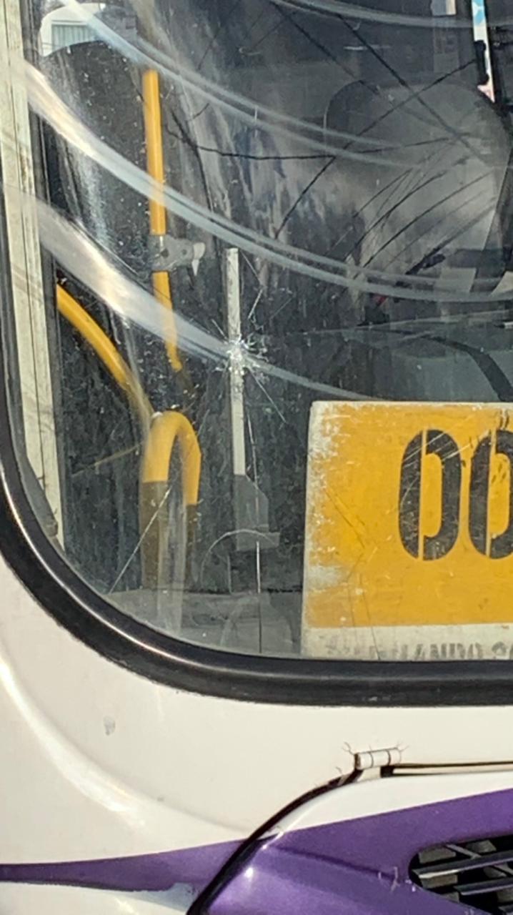 Rodoviários fazem protesto na tarde de hoje