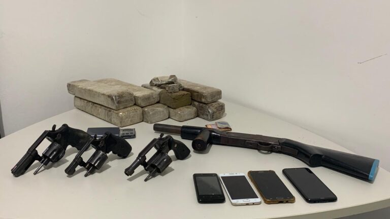 Três suspeitos de tráfico e homicídios tombam em confronto com a polícia