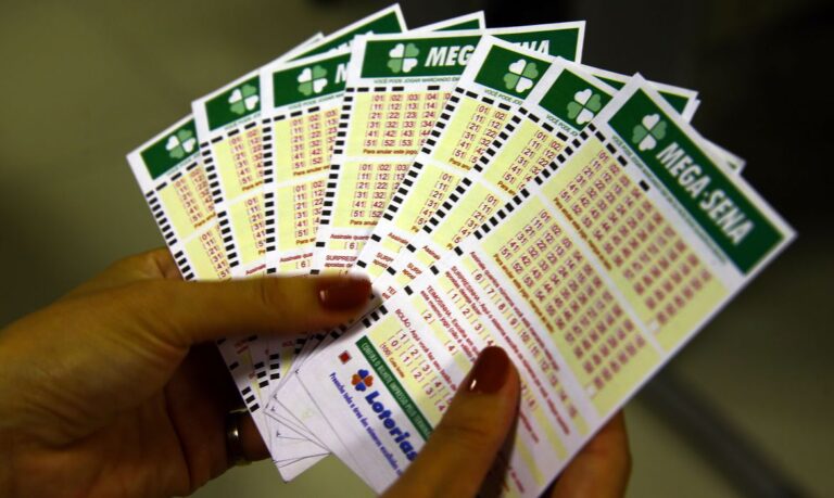 Mega-Sena sai para um apostador que ganha 49 milhões