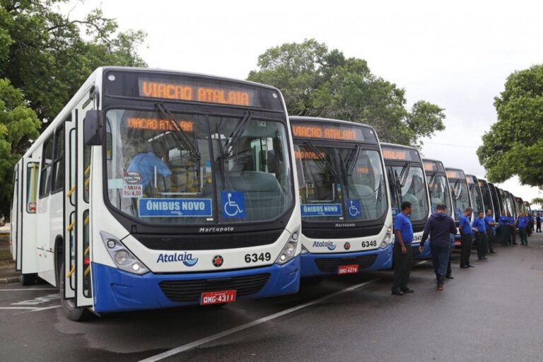 Rodoviários e empresários firmam acordo após manifestação de sexta-feira