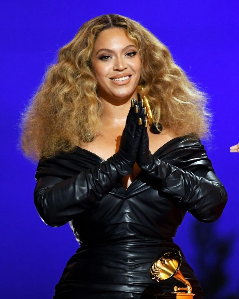 Beyoncé se consagra como maior artista vencedora do Grammy na história