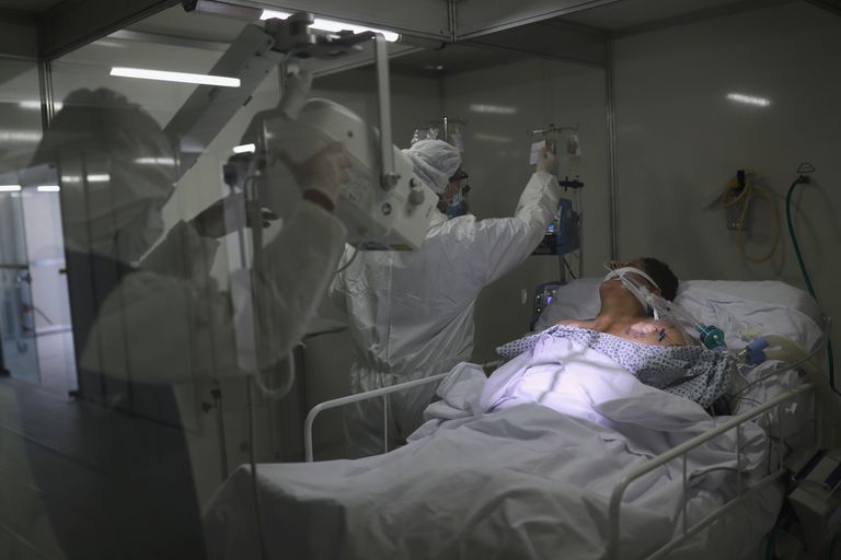 Hospital São Lucas diz trabalhar no limite para atender pacientes com Covid