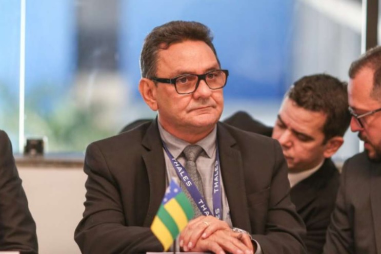 João Eloy assina carta e pede prioridade de vacinação para forças de Segurança Pública