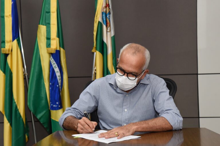 Aracaju entra em consórcio de compra de vacinas contra a covid-19