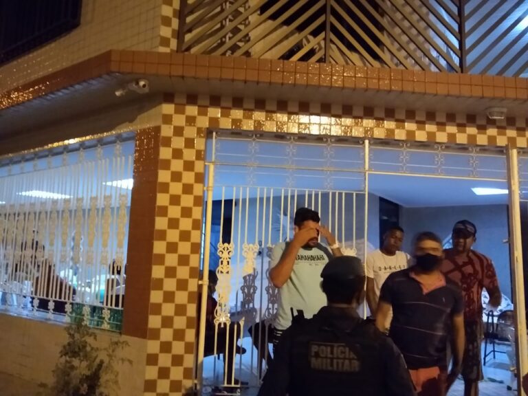 Policiais acabam com aglomeração de festa em Nossa Senhora do Socorro