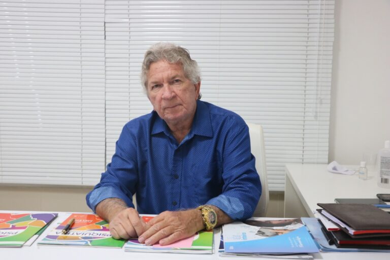 Transtorno bipolar: sintomas são apresentados já durante a infância e adolescência