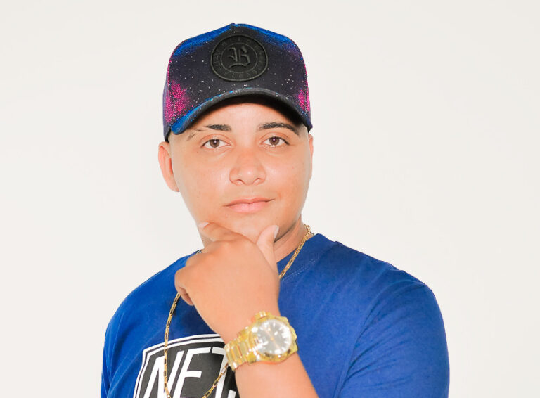 Cantor sergipano se destaca no Spotify, YouTube e TikTok