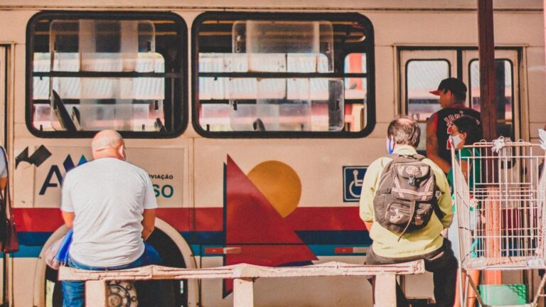 Menor preço faria mais brasileiros usarem transporte público, diz CNI