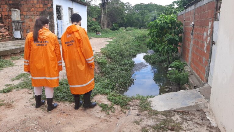 Choveu o acumulado de 115 milímetros nas últimas 48h em Aracaju