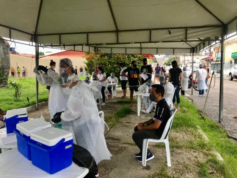 Moradores do bairro Pereira Lobo são testados para Covid-19