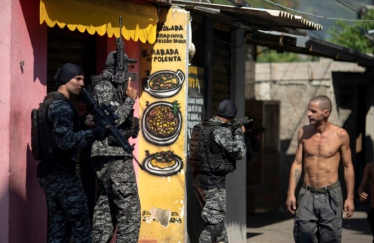 Delegados de polícia prestam ‘pleno e irrestrito apoio’ à operação que matou 28