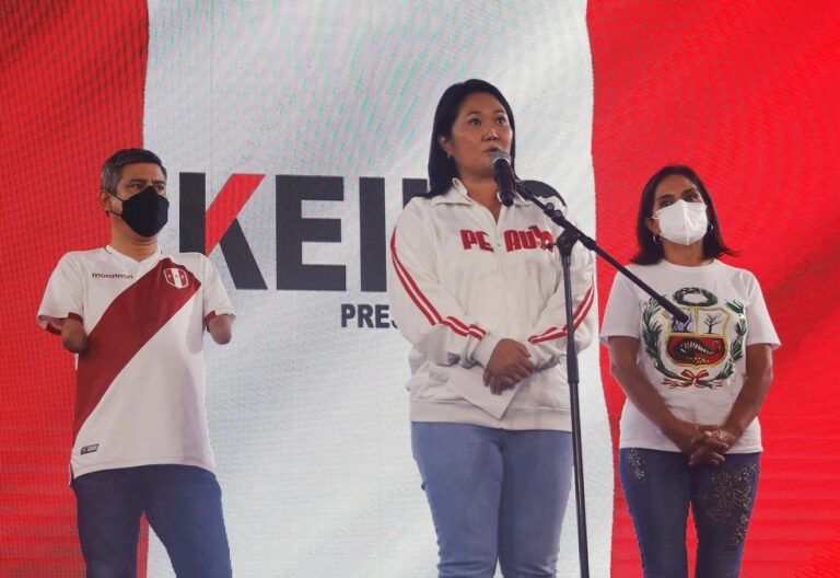Peru: com mais de 86% dos votos apurados, vantagem de Keiko Fujimori diminui