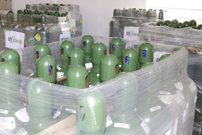 Petrobras doa 100 cilindros de oxigênio medicinal ao Estado de Sergipe