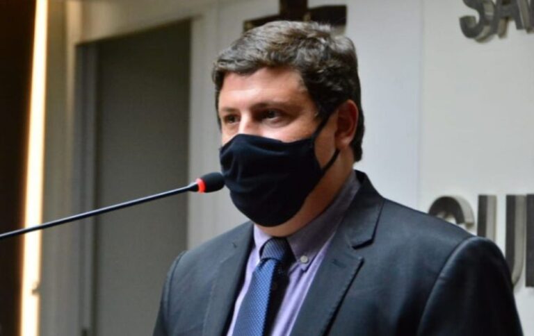 Deputado João Marcelo segue internado para tratamento da covid